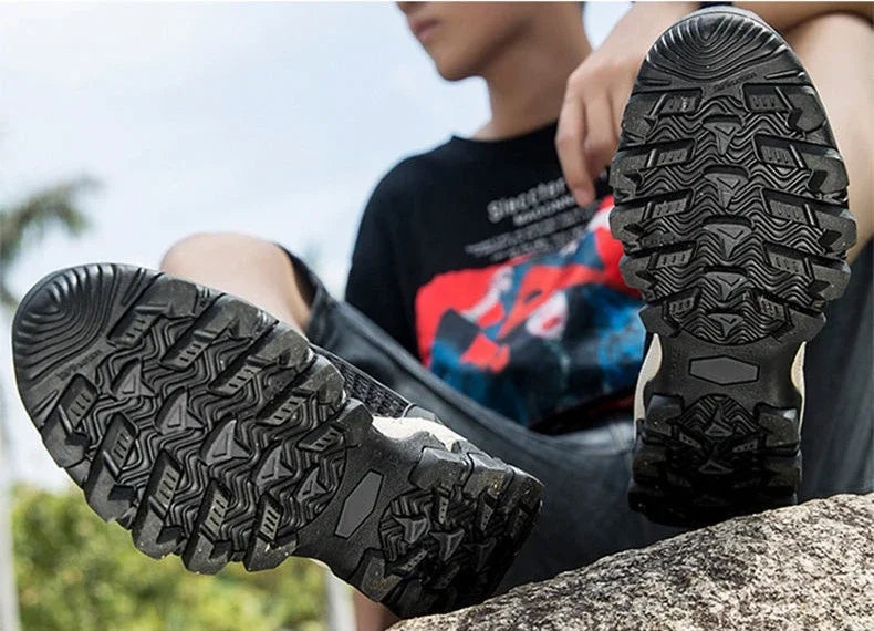 Men’s Breathable Mesh Outdoor Sneakers