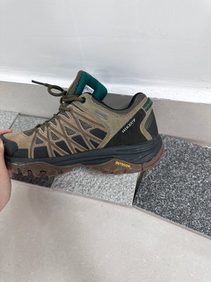 HIKEUP Men’s Breathable Hiking Shoes