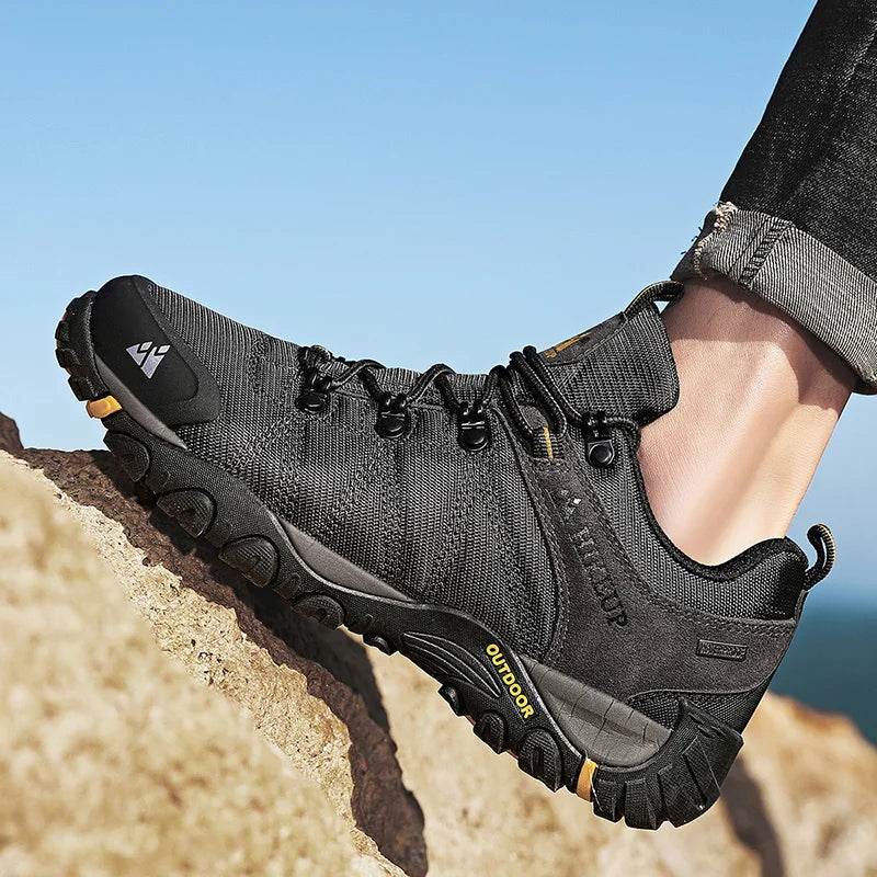 HIKEUP Men’s Non-Slip Breathable Hiking Shoes